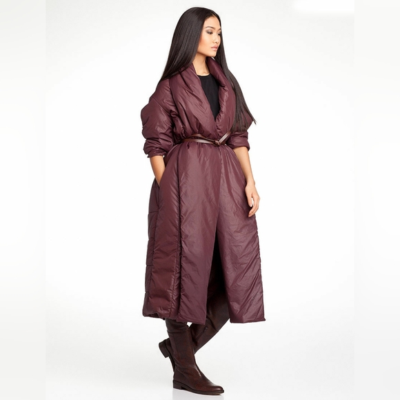Cyrille Gassiline | Oversized Quilted Blanket-style Puffer Wrap Coat - Picture 11 of 16